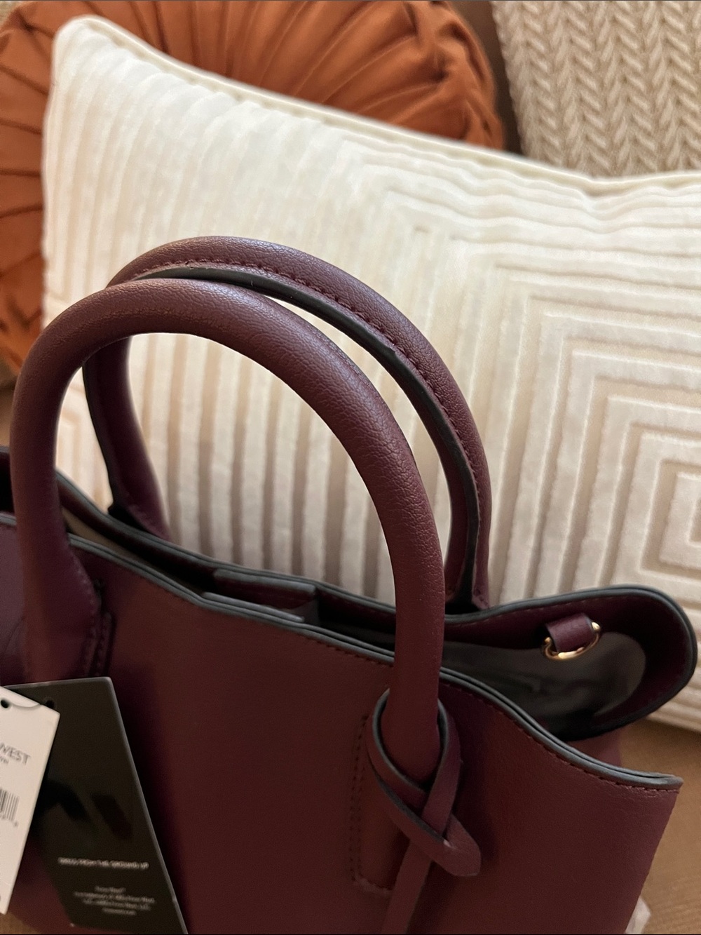 New Burgundy/wine Structured purse Satchel w/Gold Hardware - Picture 2 of 5